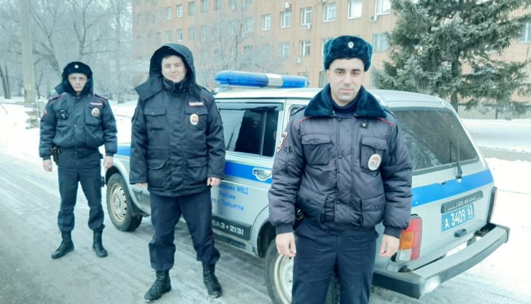 сотрудники полиции